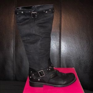 Shoe dazzle leather and suede studded boots sz7.5